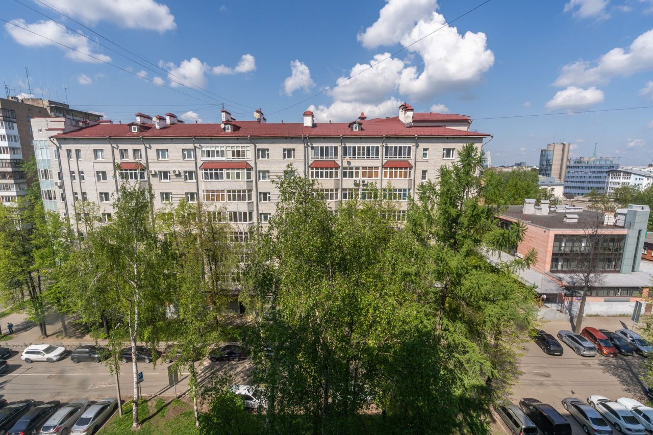 Шестиместный (Пять Звёзд у Цирка), Апартаменты Пять Звёзд у Цирка