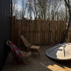 Коттедж (БарнХаус в лесу), Гостевой дом ПриродаГлэмп