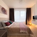 Апартаменты (На Варшавском шоссе), Апартаменты Happy House на Варшаском