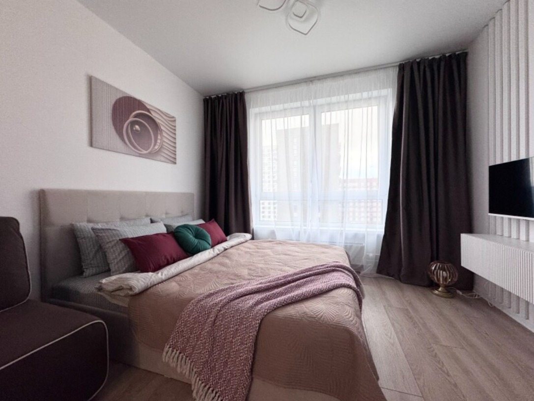 Апартаменты (На Варшавском шоссе), Апартаменты Happy House на Варшаском