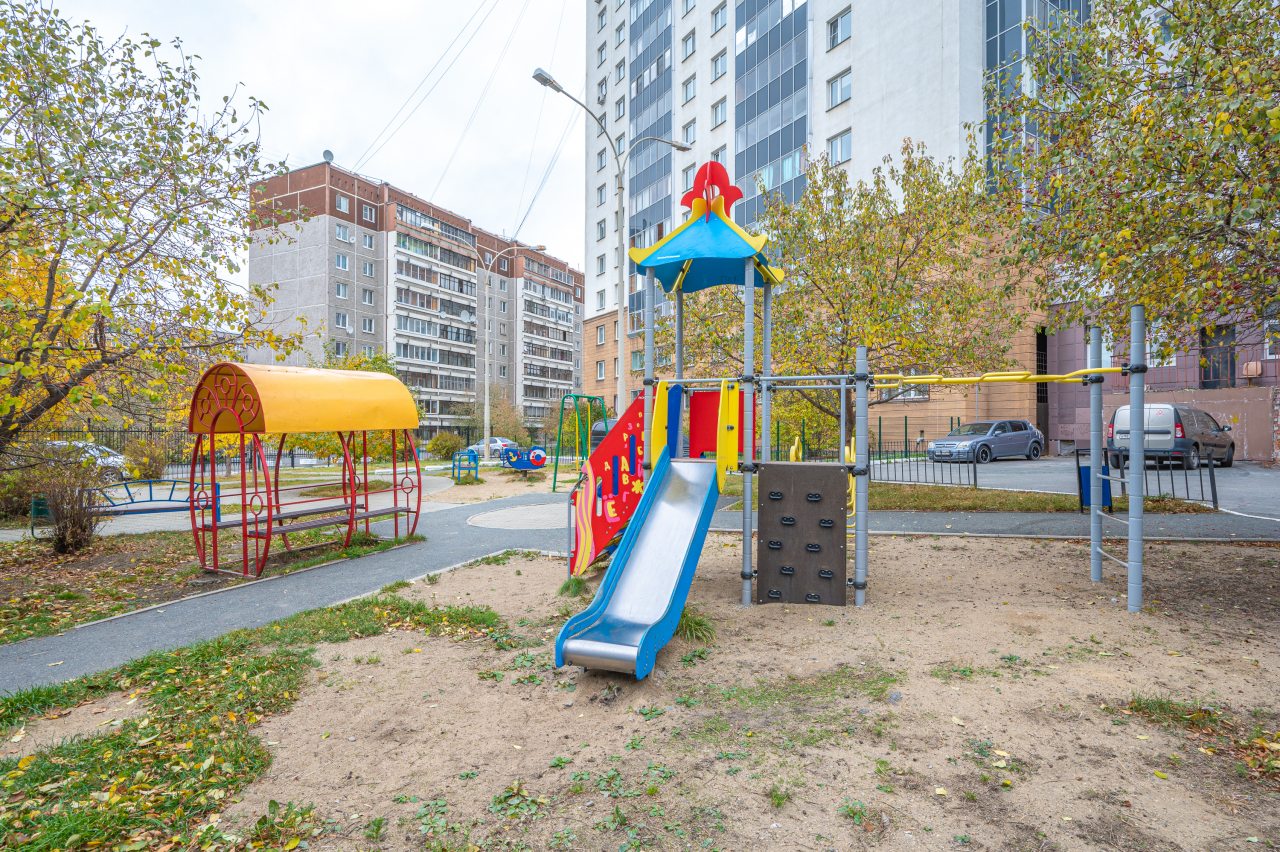 Апартаменты (Стандартные на улице Красных Командиров), Апартаменты Хорошего дня на Красных командиров