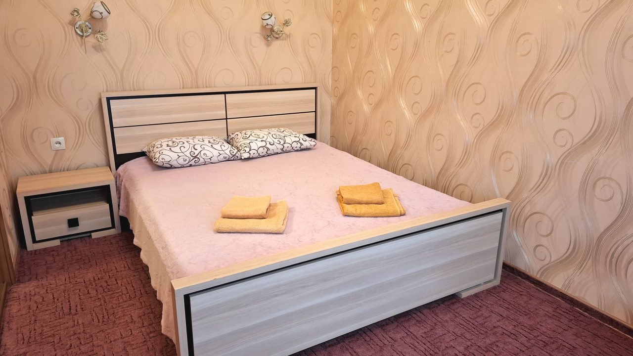 Четырехместный (Двухкомнатный Комфорт с Балконом), Отель Лазурный Берег