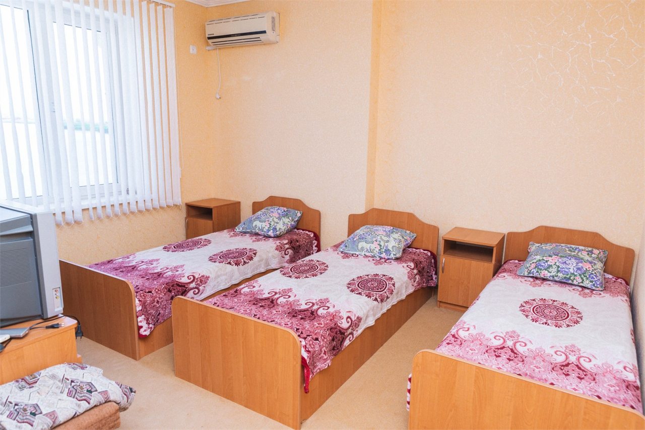 Трехместный (Стандарт), Отель Лазурный Берег