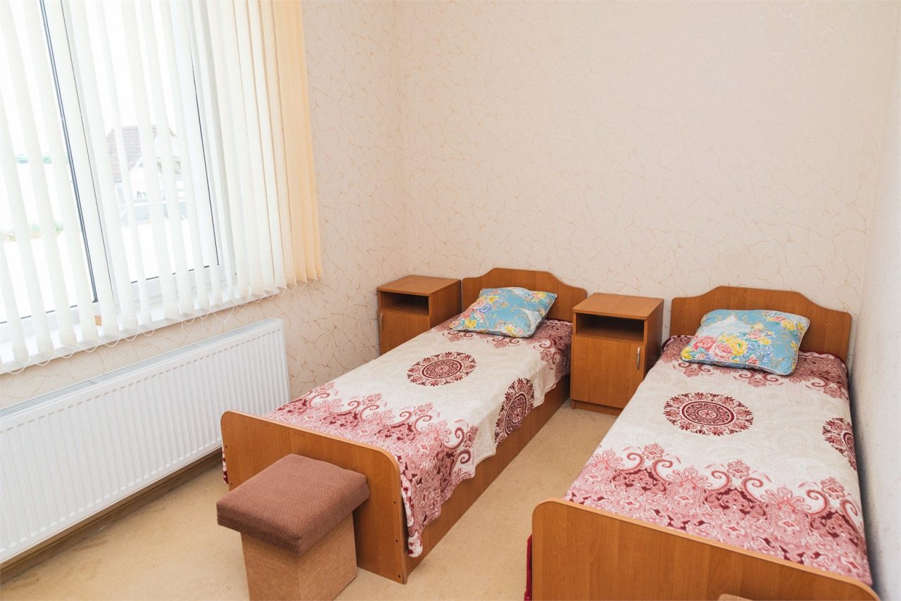 Четырехместный (Двухкомнатный Стандарт), Отель Лазурный Берег