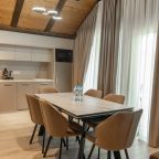 Шале (Duplex "Тишина гор"), Парк-Отель Небо и Горы