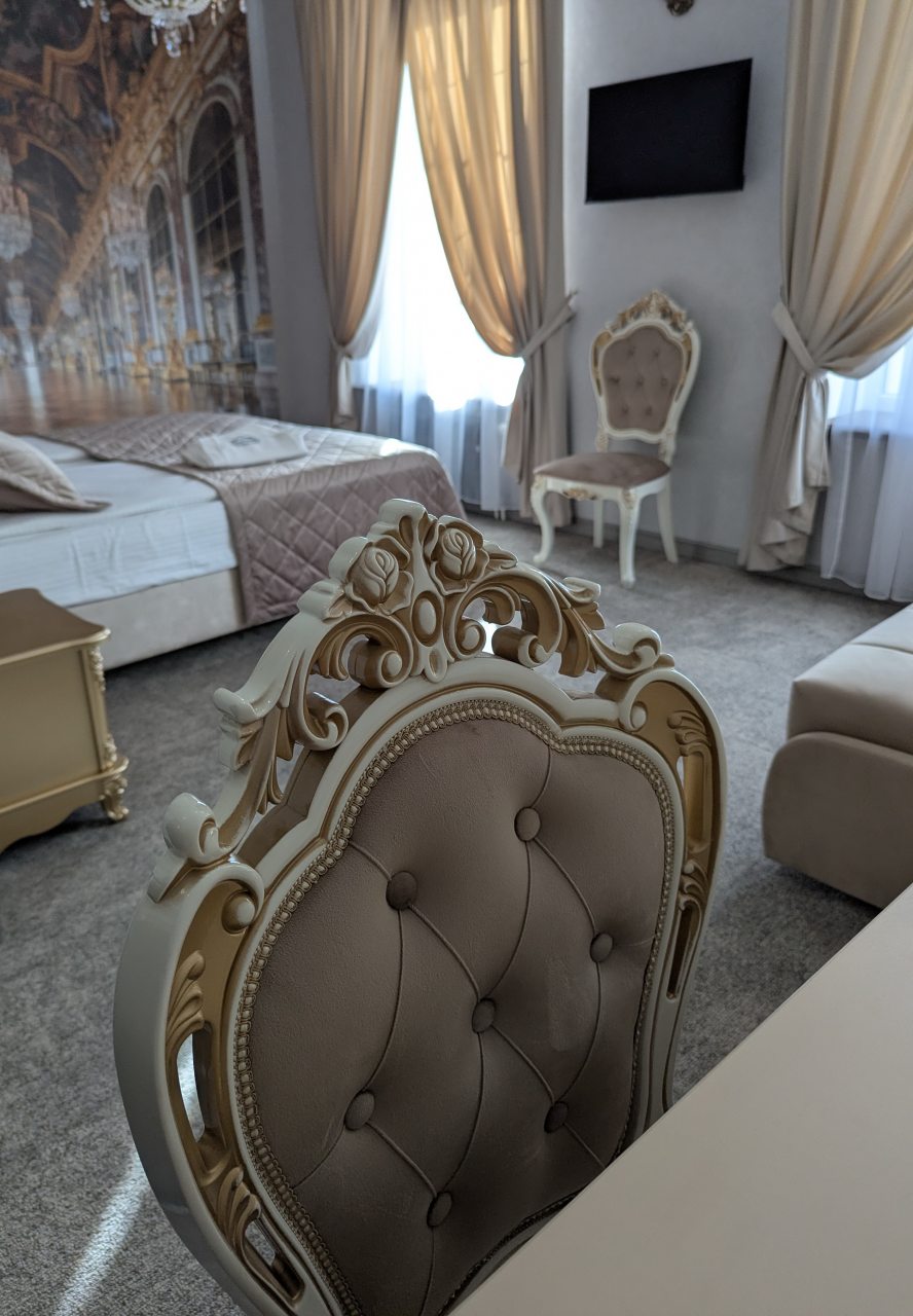 Двухместный (Екатерининский), Гостиница На Крестовской