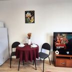 Апартаменты (У станции Мытищи с большой кроватью), Апартаменты Студия с большой кроватью и кондиционером