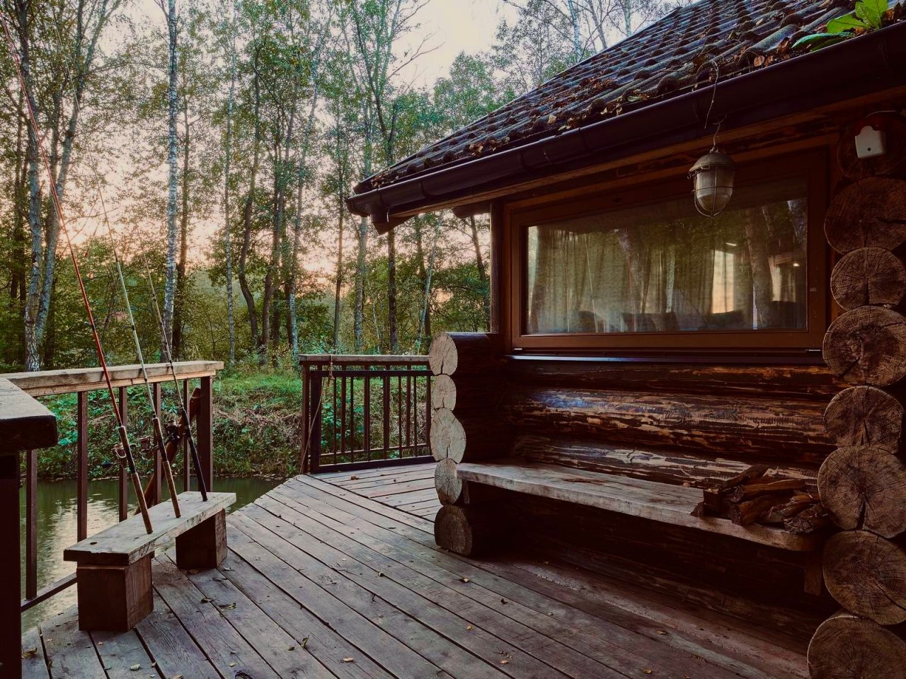 Дом (Домики у лесного озера), База отдыха ГОРА КАНТРИ КЛАБ