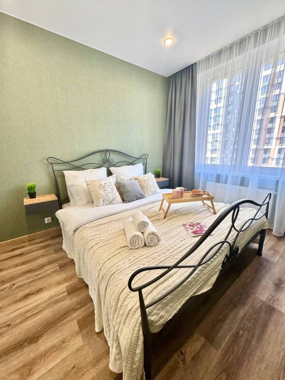 Квартира (Евродвушка Валенсия), Апартаменты Life Apartments Валенсия