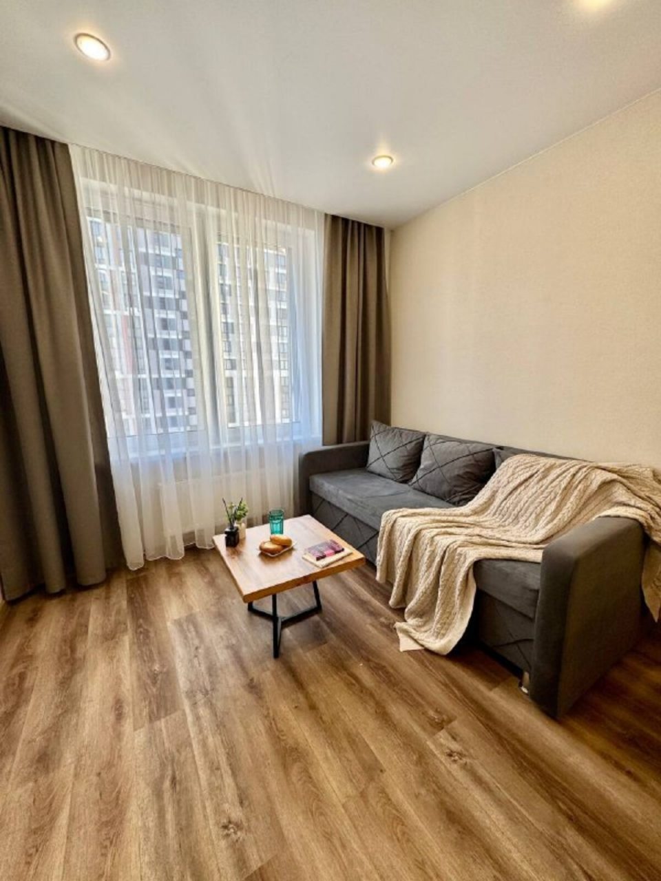 Квартира (Евродвушка Валенсия), Апартаменты Life Apartments Валенсия