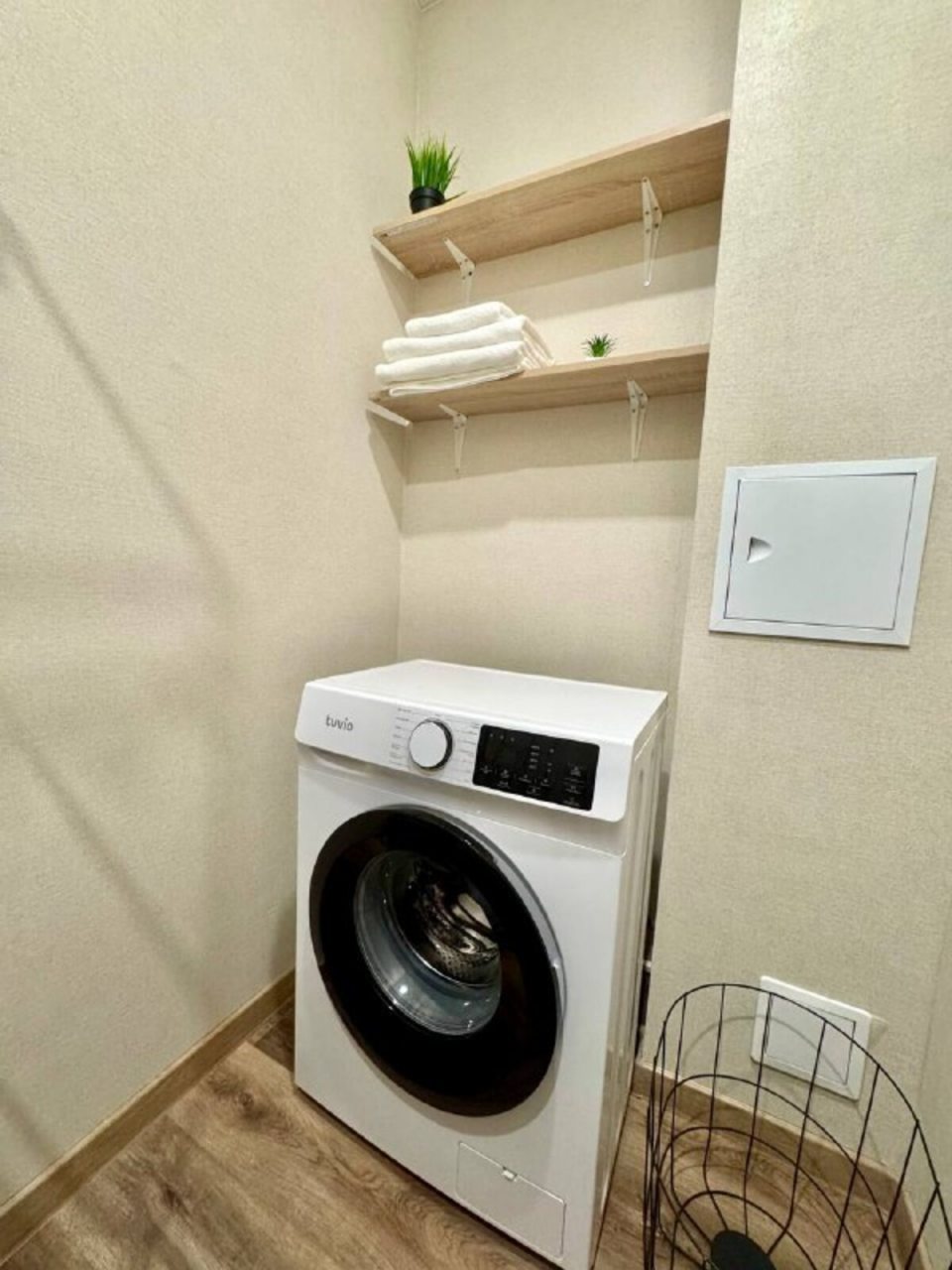 Квартира (Евродвушка Валенсия), Апартаменты Life Apartments Валенсия
