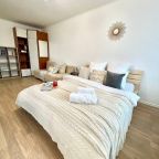 Пятиместный (На 16 этаже), Апартаменты Life Apartments Берлин