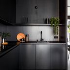 Стильная кухня, встроенна техник : Холодильник