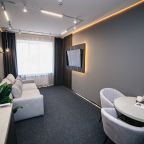 Трёхместный и более (ЛЮКС или Семейный номер), Отель АЛМЕРА