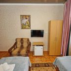 Трёхместный и более (Номер Стандарт), Гостевой дом Натали