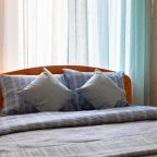 Квартира (На Садовой, 68), Апартаменты RentalSPb на Садовой 68
