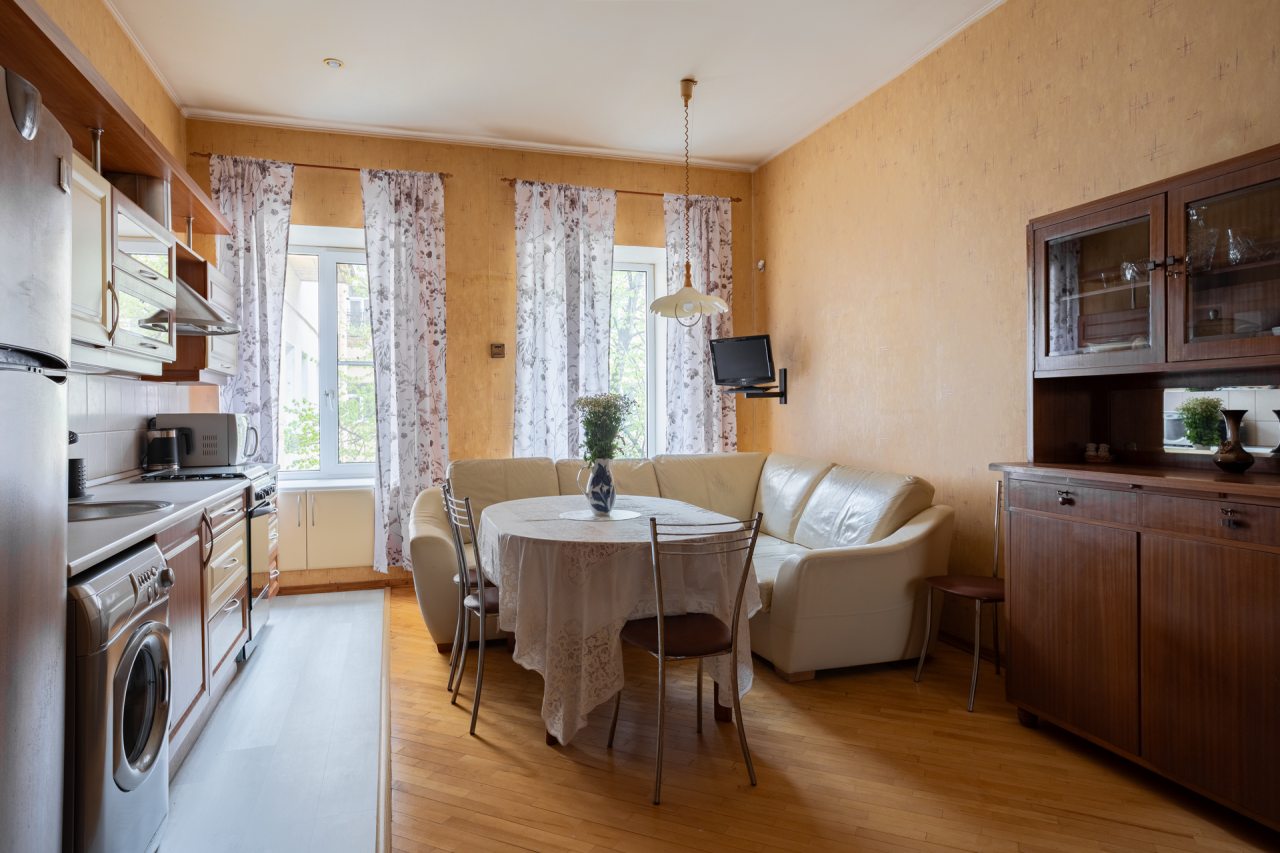 Квартира (На Садовой, 68), Апартаменты RentalSPb на Садовой 68