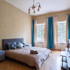 Квартира (На Садовой, 68), Апартаменты RentalSPb на Садовой 68