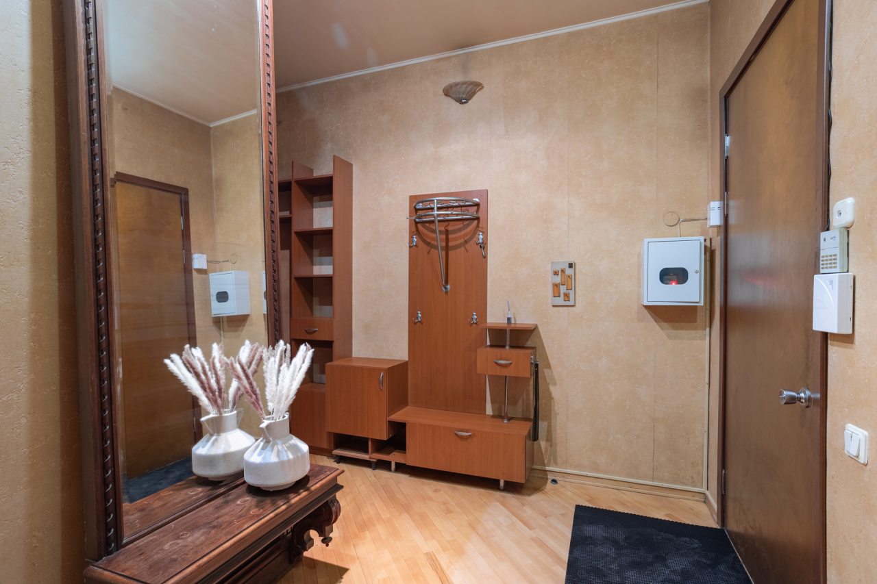 Квартира (На Садовой, 68), Апартаменты RentalSPb на Садовой 68
