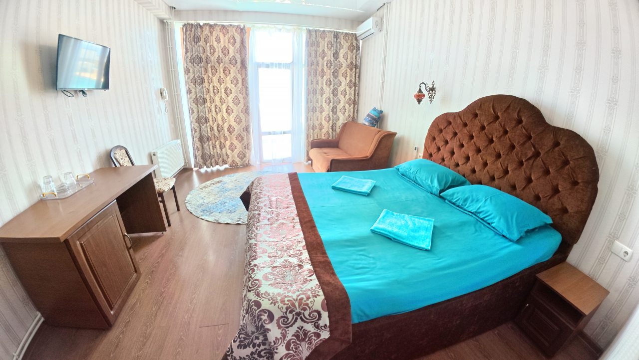 Полулюкс (Трехместный), Гостевой дом Караван