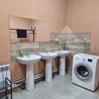 Четырехместный (Хостел), Гостиница Мельница