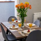 Люкс (Семейный 5 этаж), Апартаменты Sun City Apartments на Виноградной 2/3А