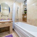 Люкс (Семейный 5 этаж), Апартаменты Sun City Apartments на Виноградной 2/3А