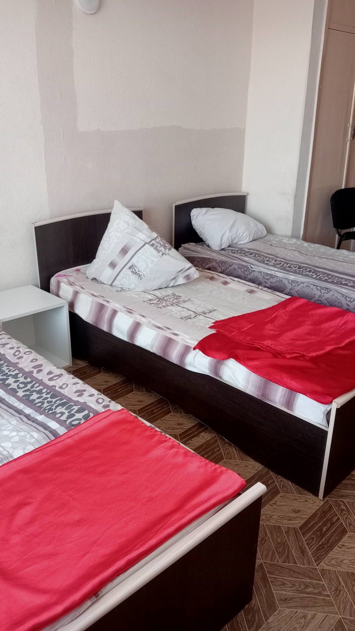 Трехместный (Хостел), Гостиница MAXROOMS Купино Сибирия