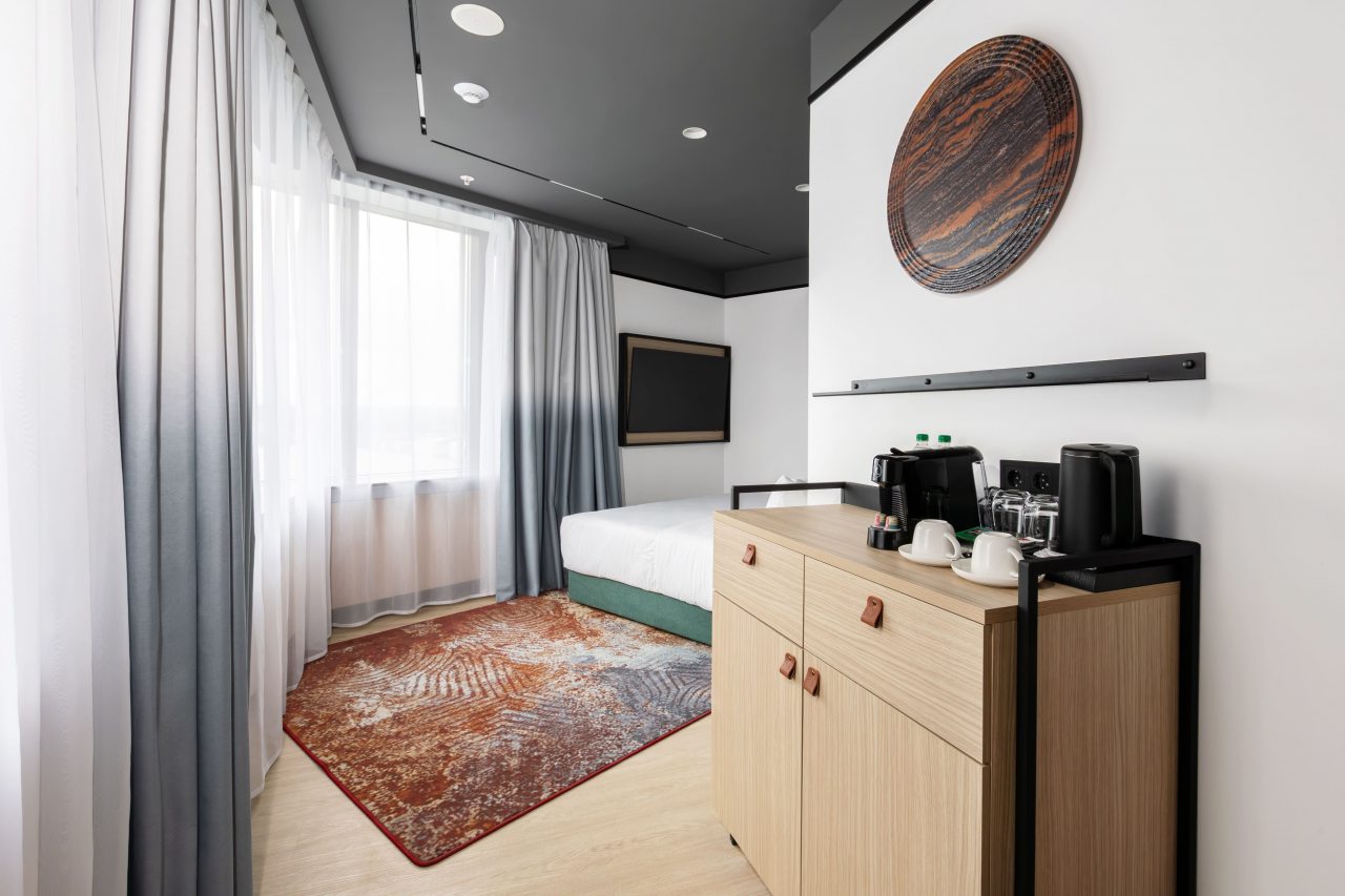Делюкс (Делюкс с видом на Каму), Отель Hampton by Hilton Perm