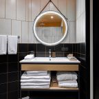Двухместный (Люкс с видом на Каму), Отель Hampton by Hilton Perm