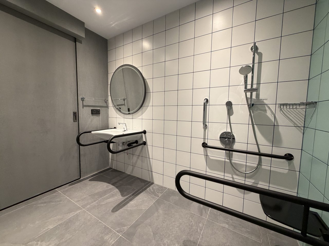 Двухместный (Стандартный номер для людей с ограниченными возможностями), Отель Hampton by Hilton Perm