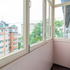 Апартаменты (OGNI Apartments. Прапорщика Комарова 31), Апартаменты OGNI Apartments Прапорщика Комарова 31