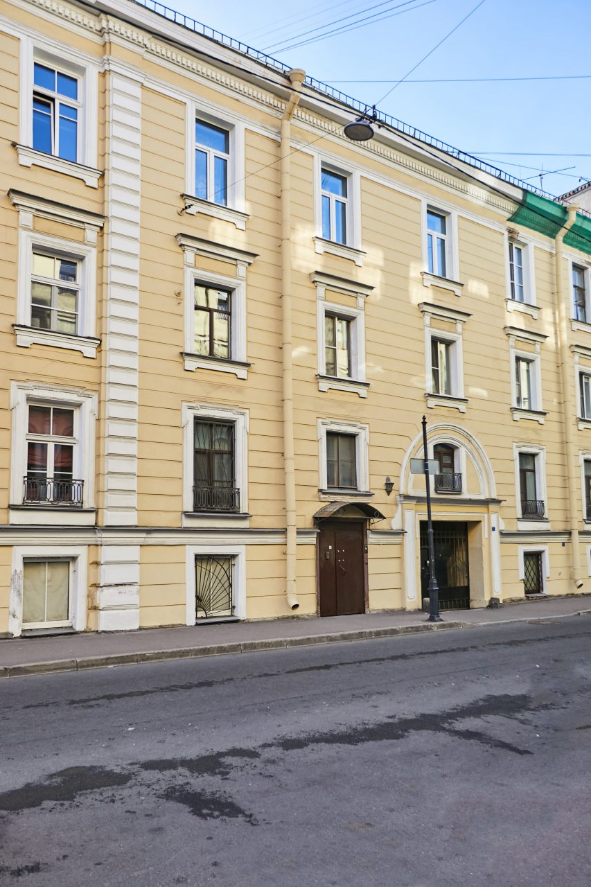 Квартира (Живи возле Исаакиевского собора), Апартаменты Живи возле Исаакиевского собора
