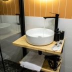 Двухместный (Петербургская роспись), Мини-отель Шишка