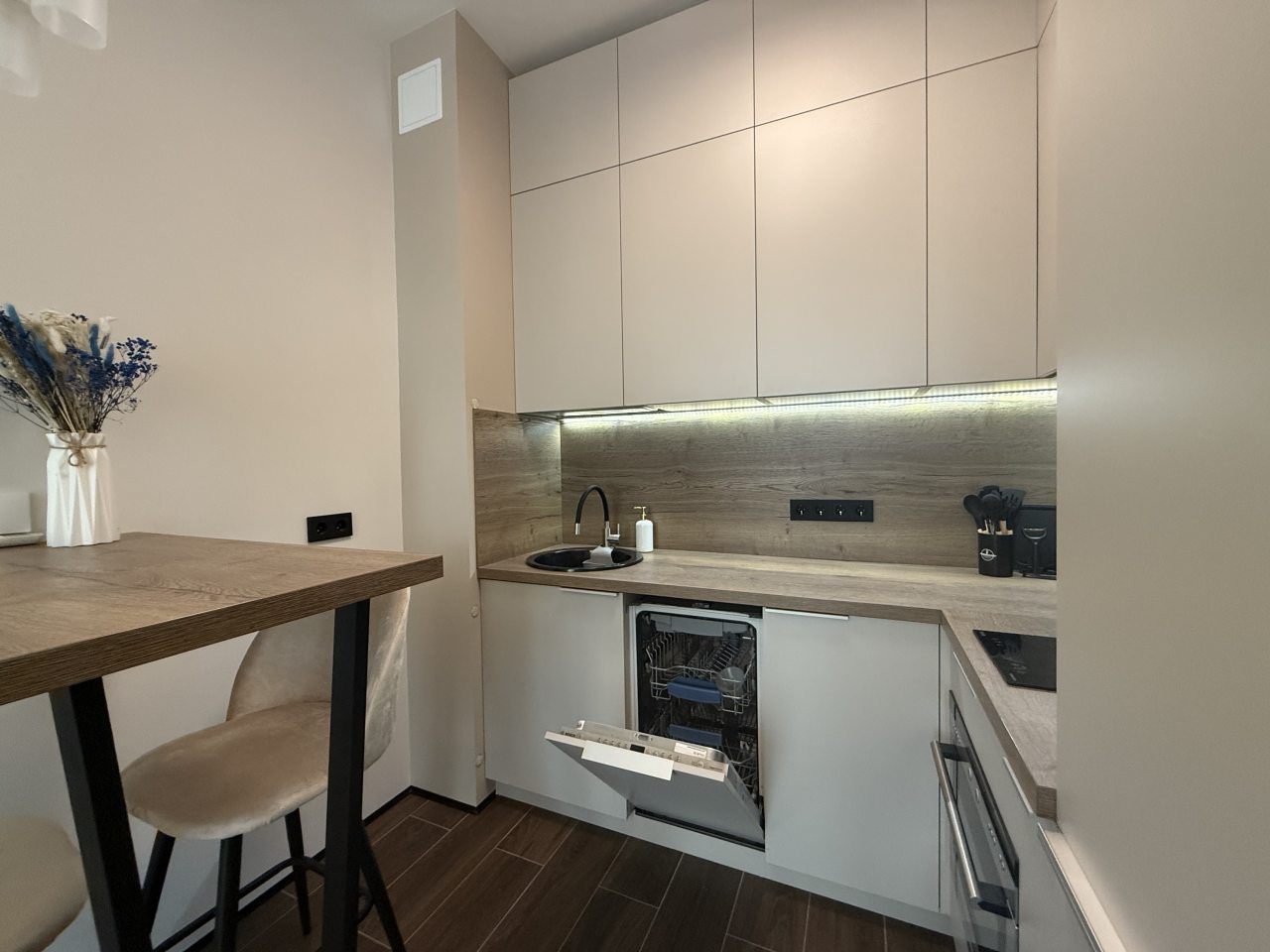 Апартаменты (Slava53), Апартаменты Slava53