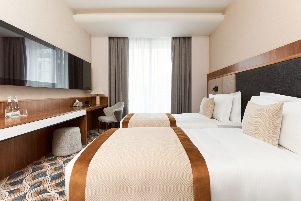 Делюкс (С балконом), Отель PLATO MEOT Park & Hotel