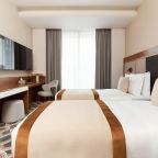 Делюкс (С балконом), Отель PLATO MEOT Park & Hotel