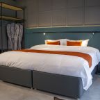 Студио (КОМФОРТ СТУДИЯ с кухней (2 этаж, вид во двор, кровать KING size)), Апарт-отель ГАРУДА