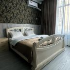 Отдельная спальня с двуспальной ортопедической кроватью
