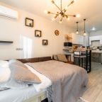 Апартаменты (С балконом), Апартаменты Sun City Apartments на Горького 24