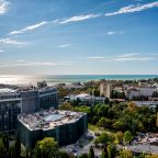 Люкс (С видом на город), Апартаменты Sun City Apatrments на Войкова 27