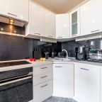 Люкс (С видом на город), Апартаменты Sun City Apatrments на Войкова 27