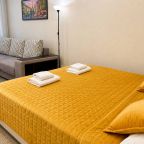 Апартаменты (С лоджией и кондиционером), Апартаменты Sun City Apartments на Островского 35/11