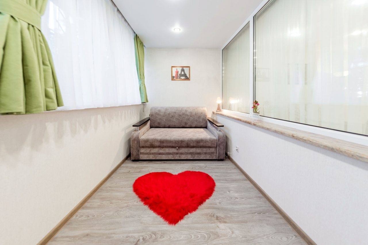 Апартаменты (С лоджией и кондиционером), Апартаменты Sun City Apartments на Островского 35/11
