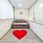 Апартаменты (С лоджией и кондиционером), Апартаменты Sun City Apartments на Островского 35/11
