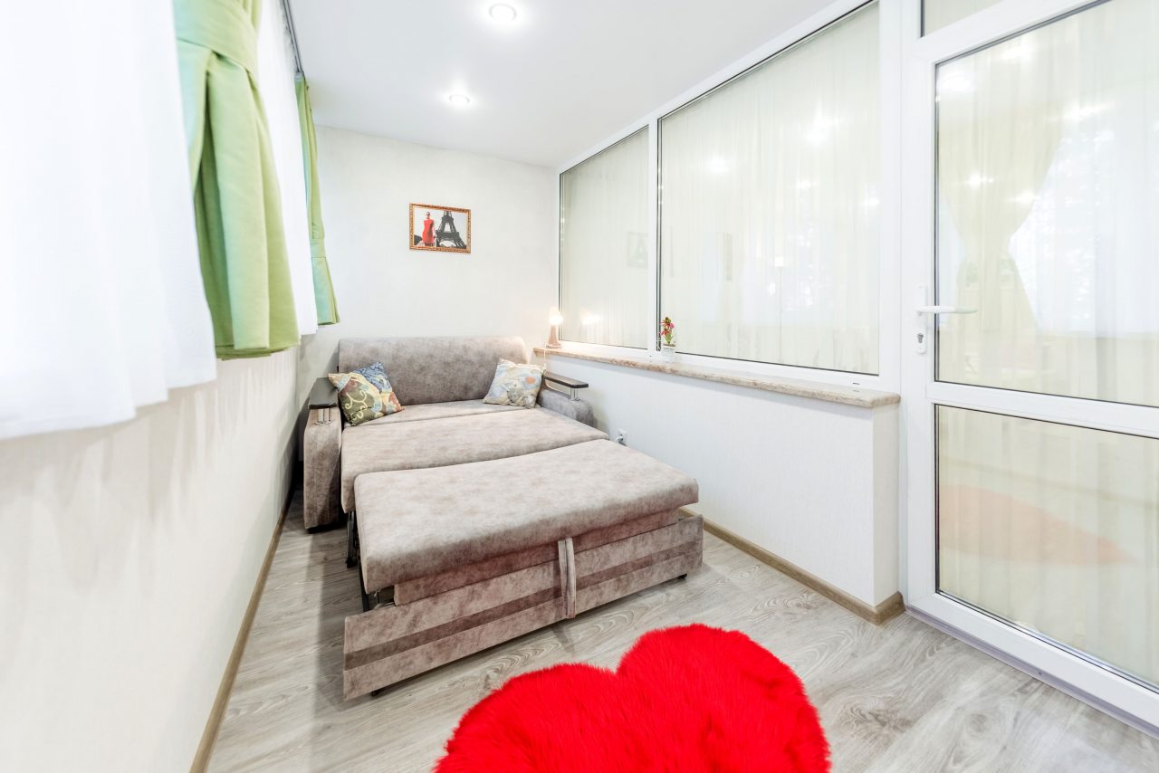 Апартаменты (С лоджией и кондиционером), Апартаменты Sun City Apartments на Островского 35/11