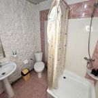 Трёхместный и более (Семейный номер 8 с балконом), Меблированные комнаты На Южном