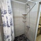 Апартаменты (Комфортные семейные апартаменты 11 с собственной кухней и террасой), Меблированные комнаты На Южном