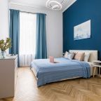 Апартаменты (Видовая с балконом, 3 спальни), Апартаменты Видовая с балконом 3 спальни