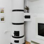 Апартаменты (Квартира в самом центре событий), Апартаменты Квартира в самом центре событий
